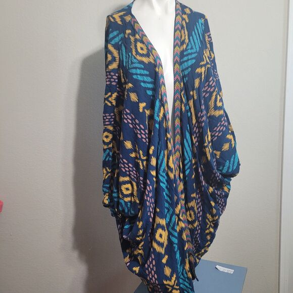 Ariat Sweaters - Ariat large XL cardigan elastic sleeve lining embroidered open front geometric